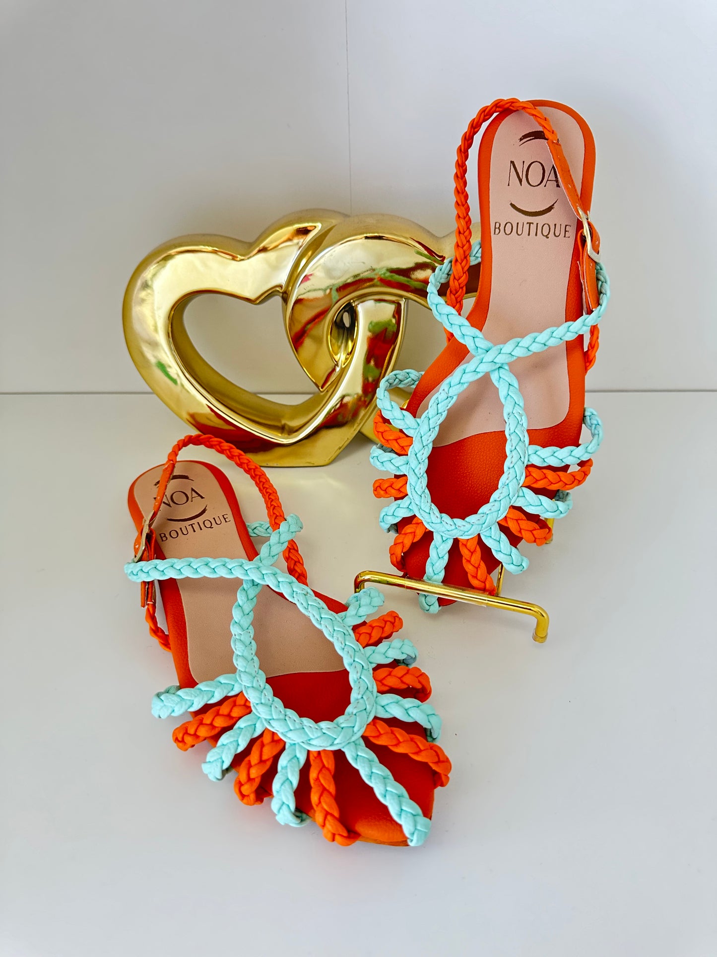 Noa Sandals