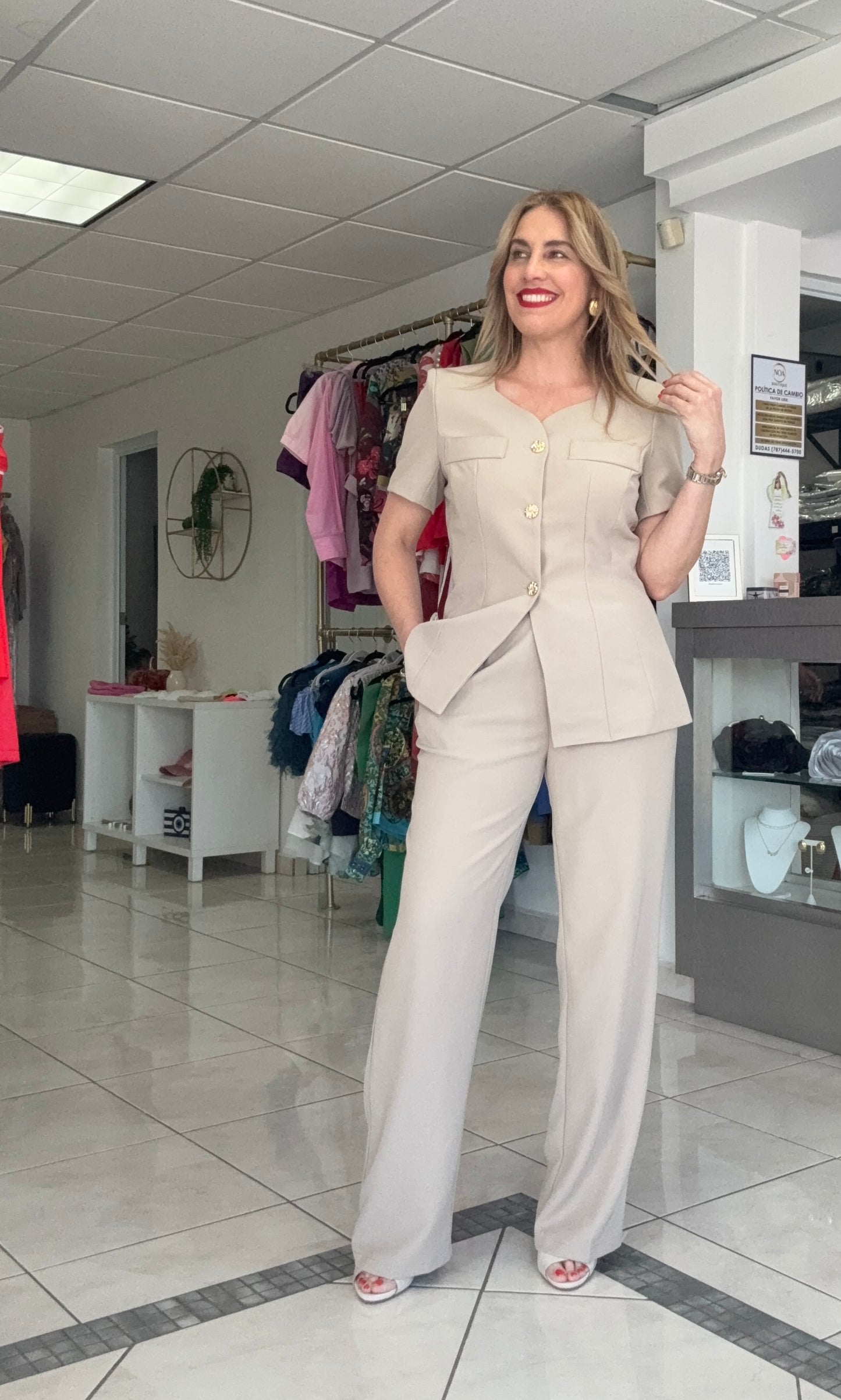 Corporate outfit set