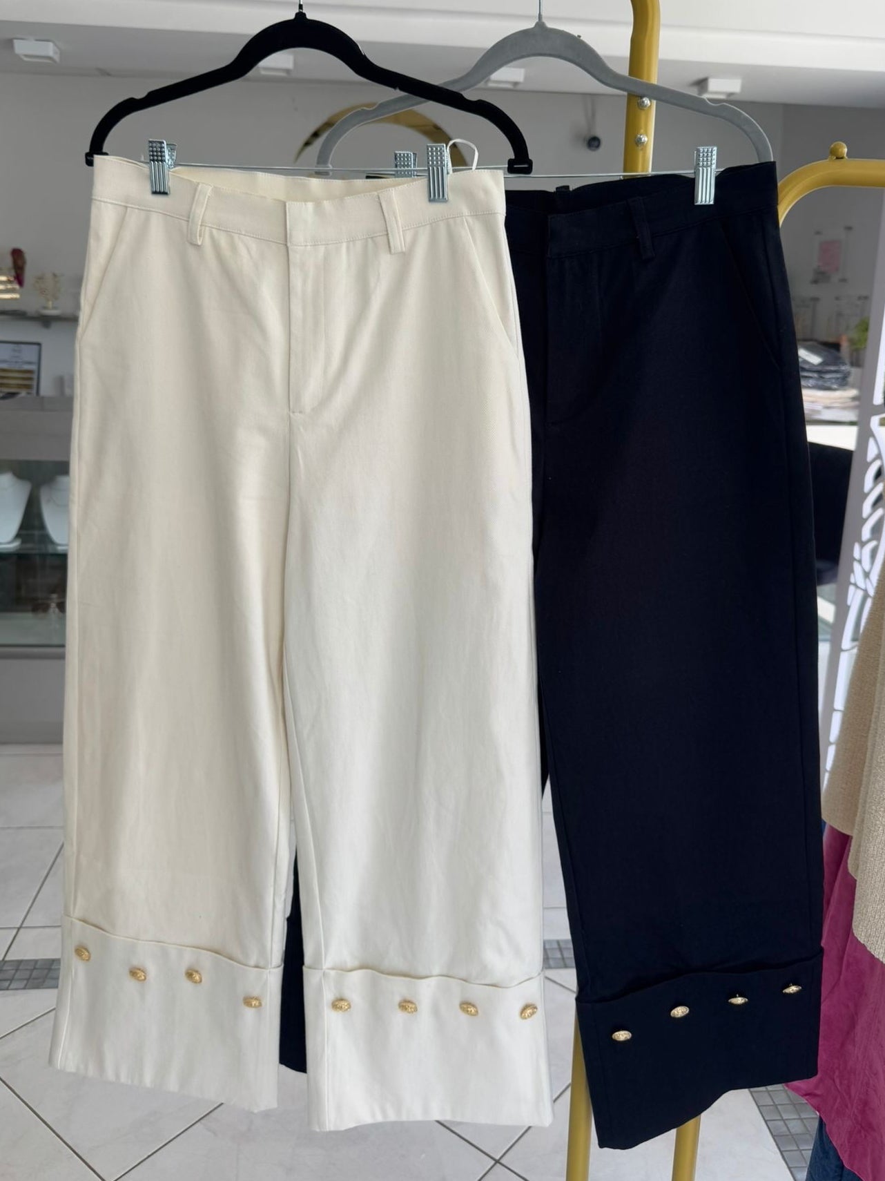 Luxe Capri