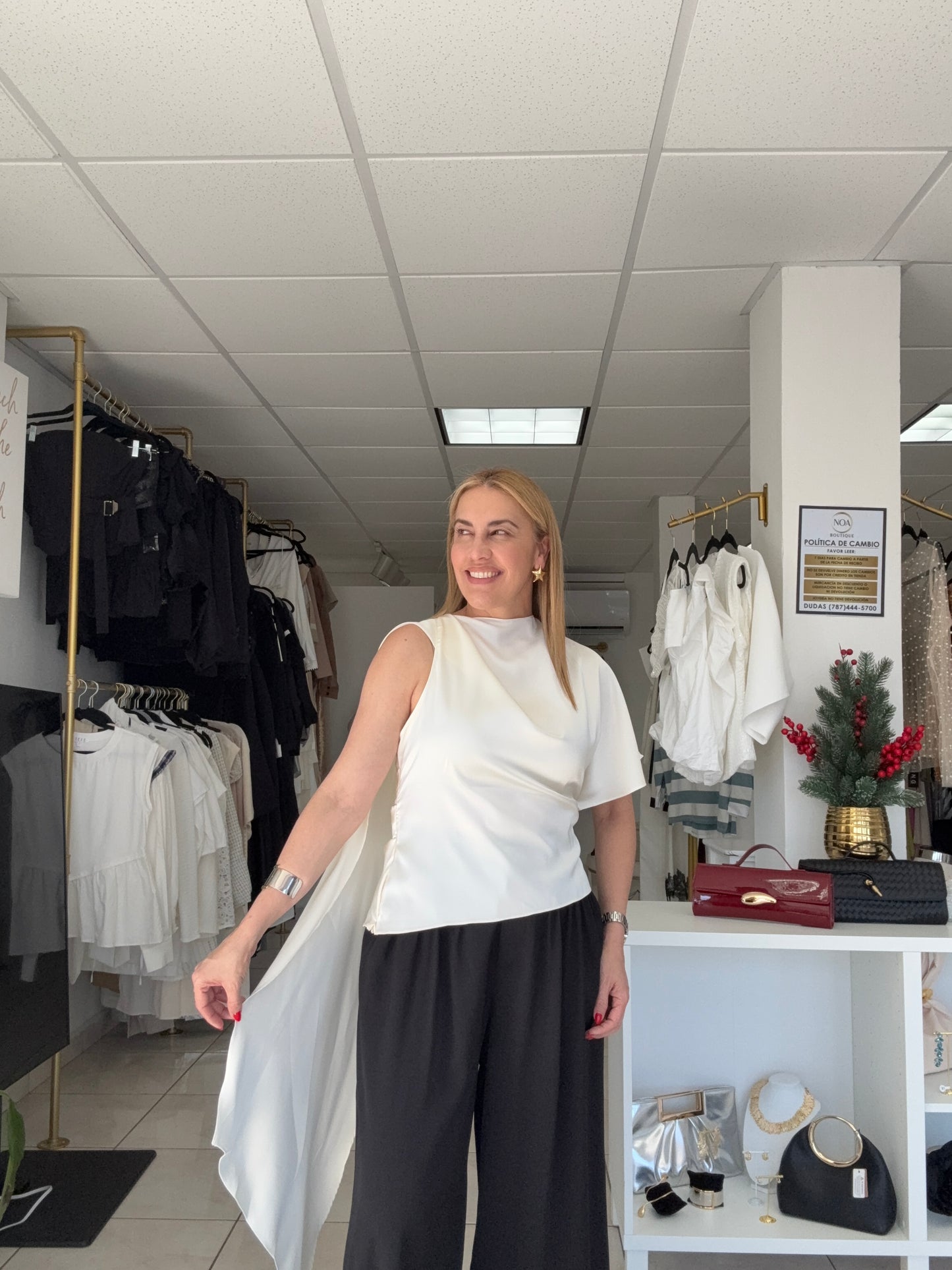 Asturia symetrical top