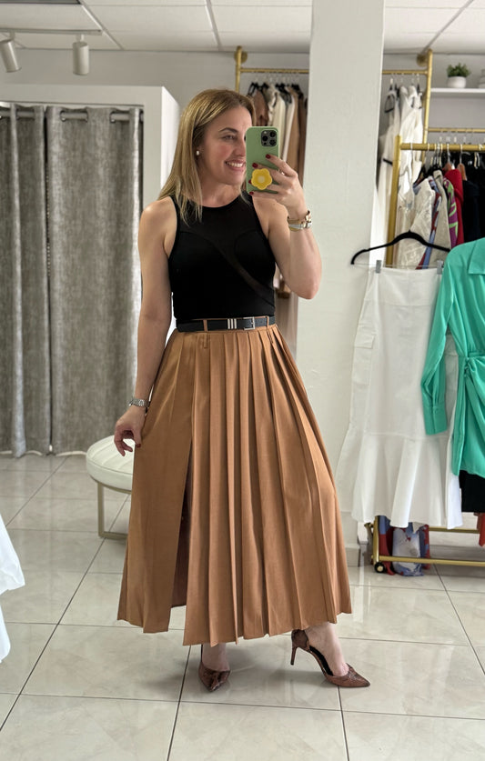 Cinnamon brown pleated skirt