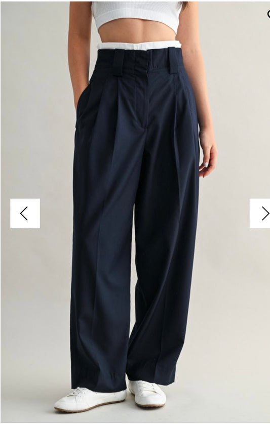 Pintuck contrast suit pant