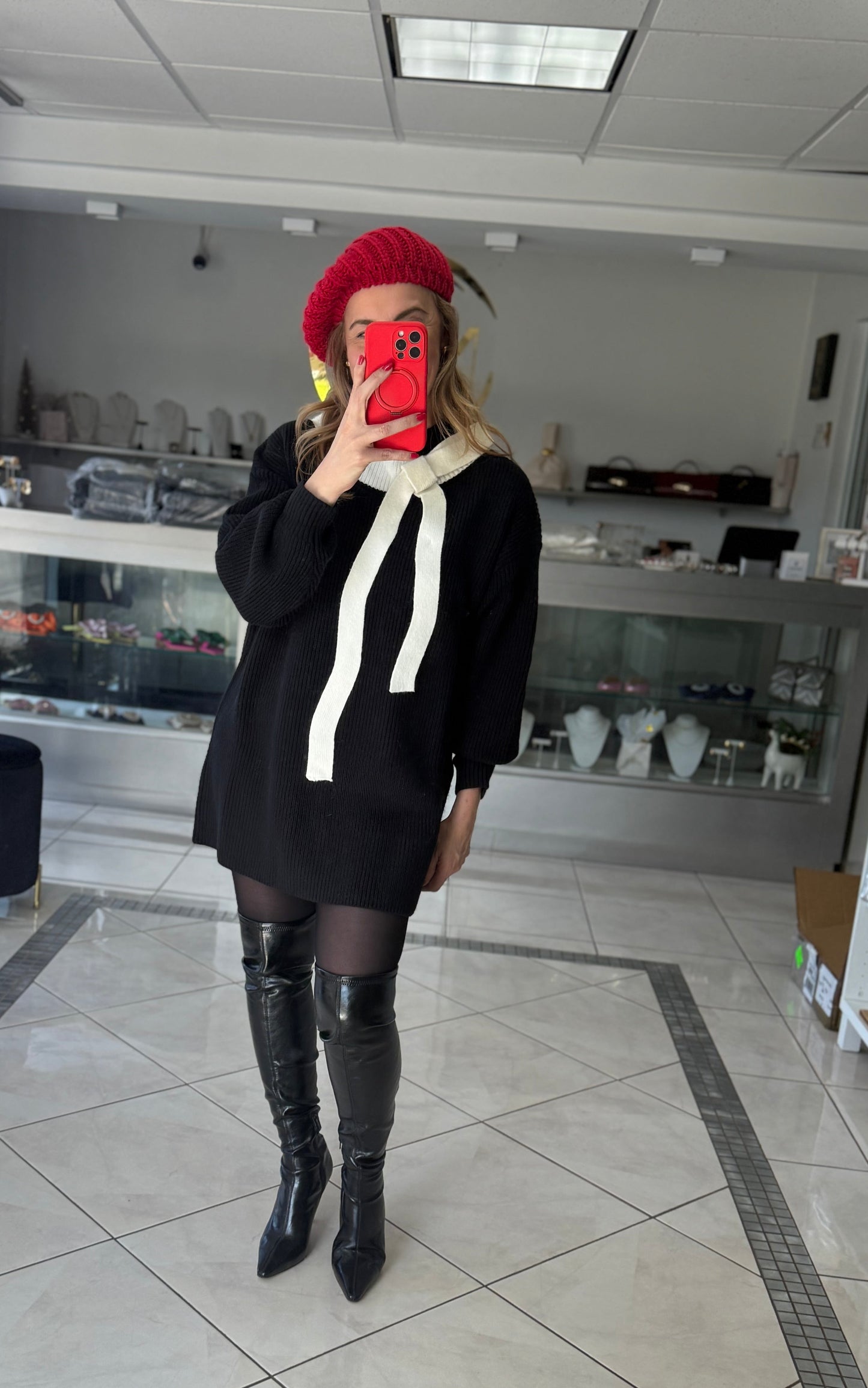 Pointed Knit midi dress