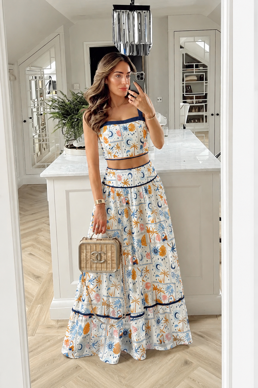 Tropical Moon Set