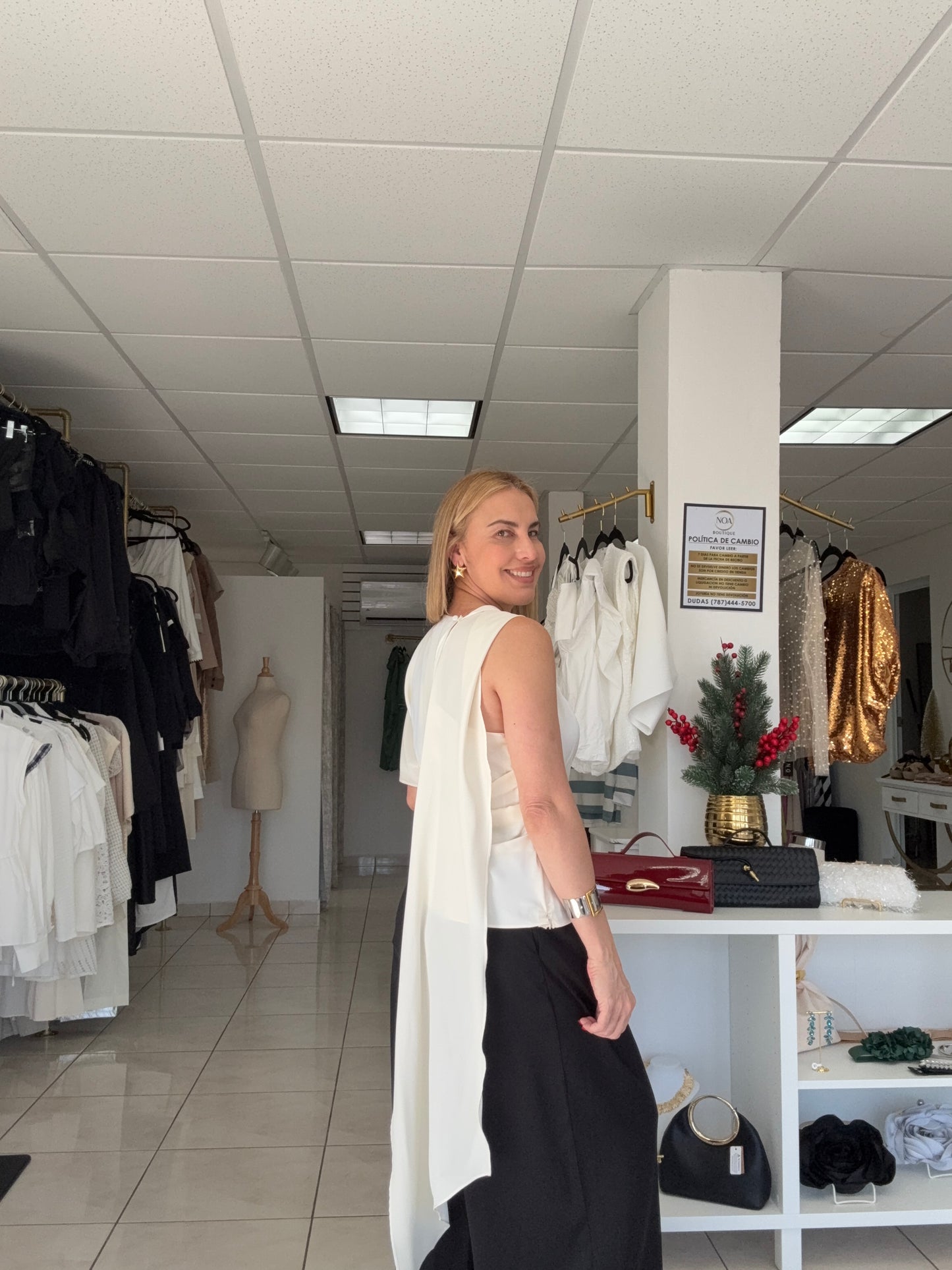 Asturia symetrical top