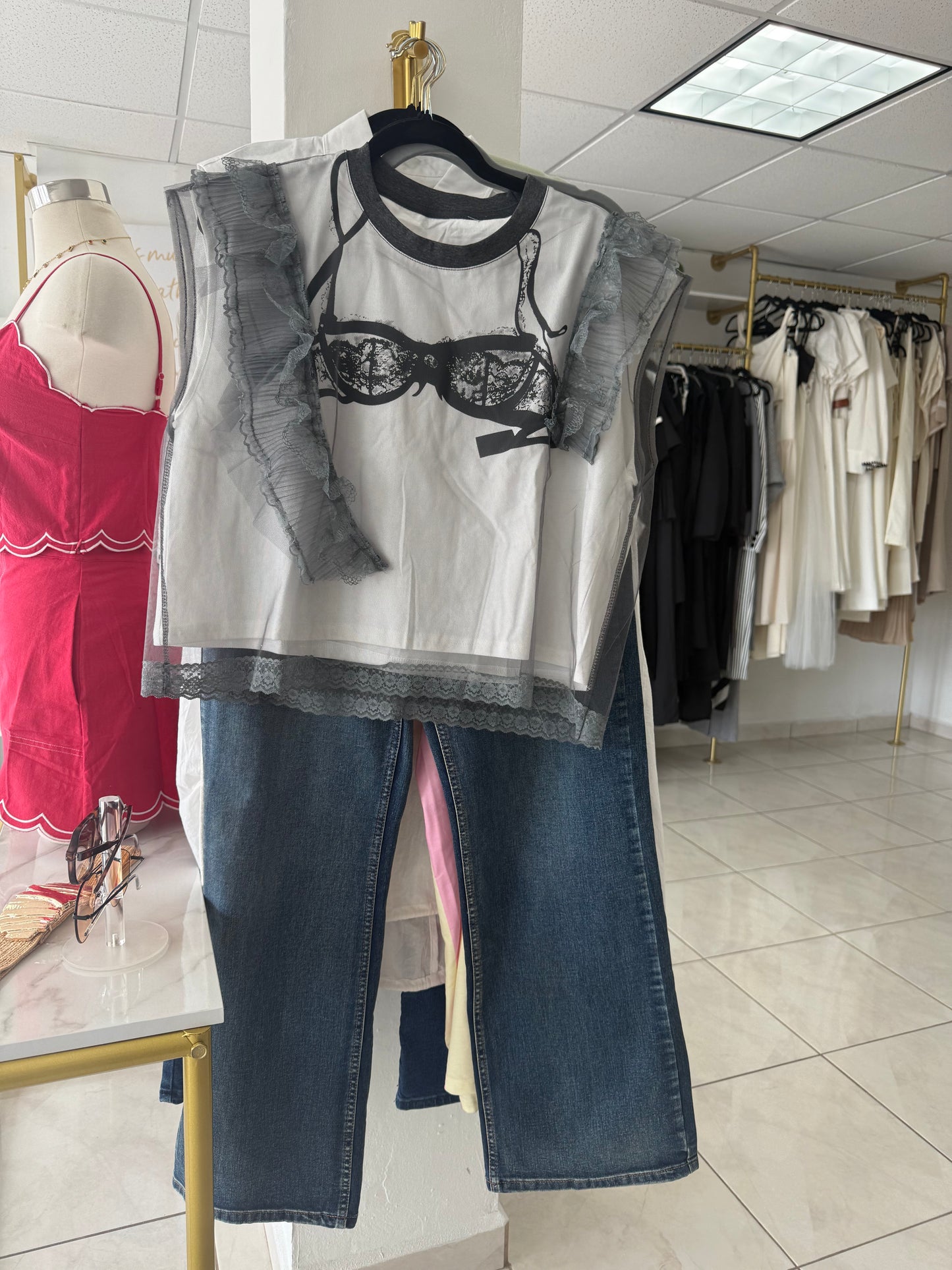 Bra icon top