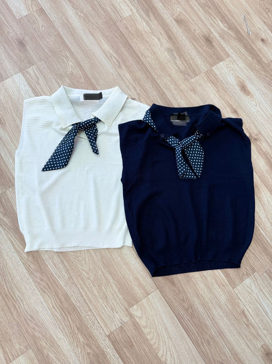 Oxford charm top