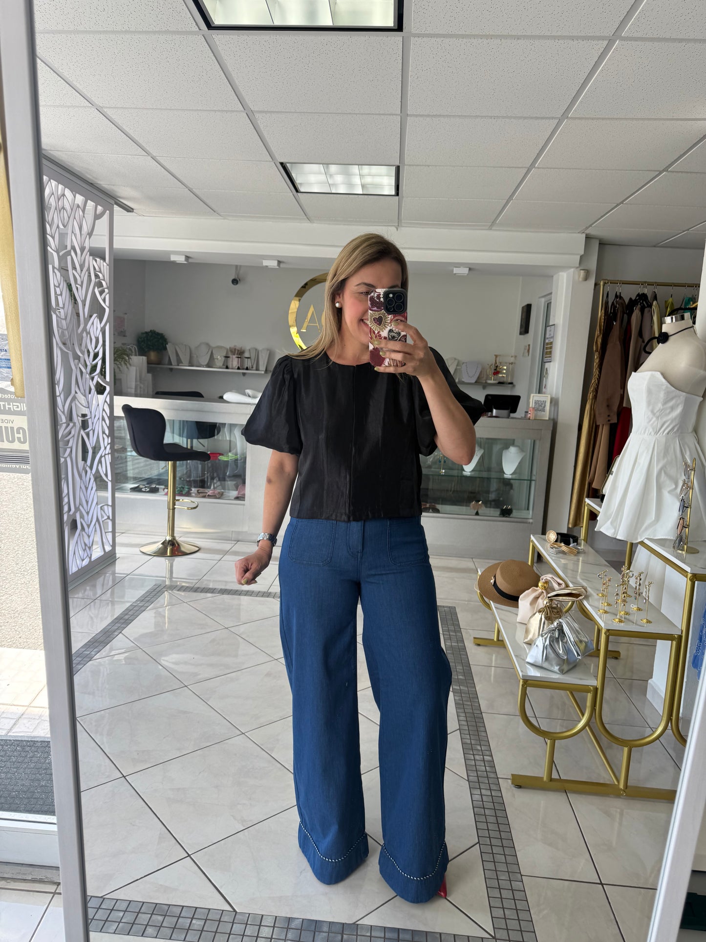 Fara puff sleeve top