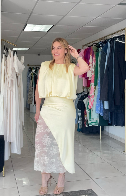 Lace detail skirt set