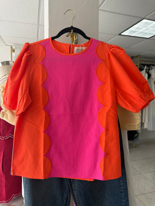 Color pop scallop top