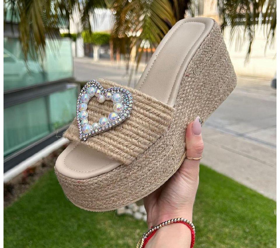 Capri pearl platforms