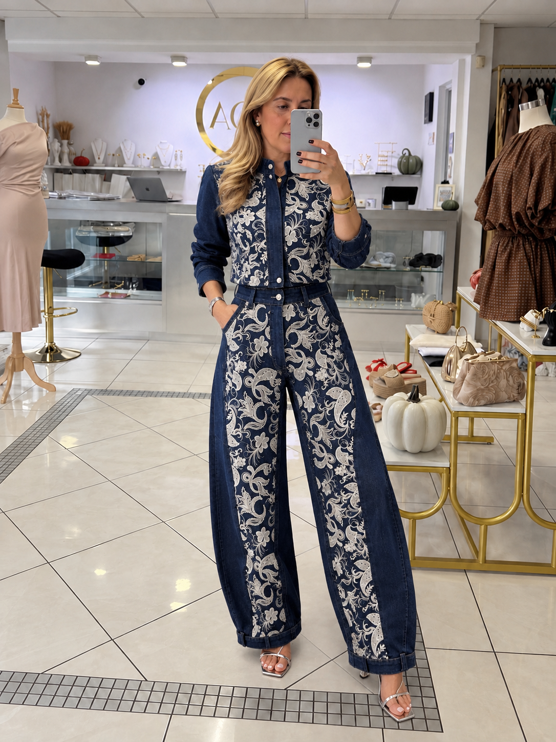 Embroidery denim set